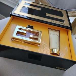 NEW-Fan Di Fendi by Fendi limited edition Eau du perfum and body lotion gift set